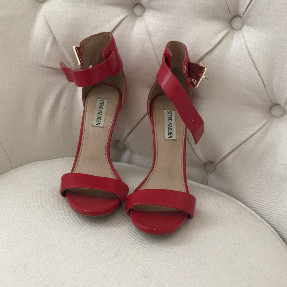 Size 7.5 Steve Madden Red Heels